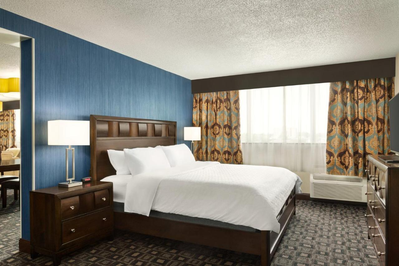 Holiday Inn Louisville East - Hurstbourne, An Ihg Hotel Екстериор снимка